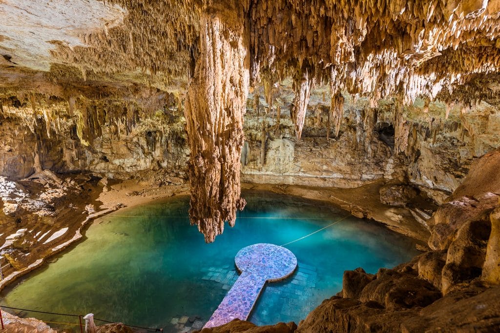¿Por qué los cenotes son como un pozo bajo la tierra?