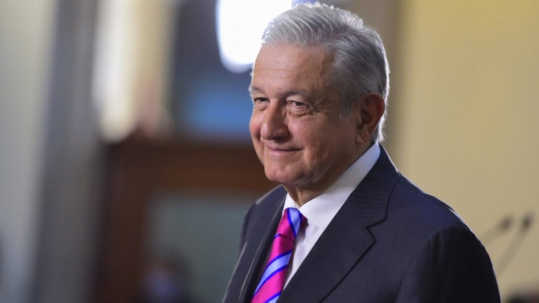 AMLO defiende su postura sobre defender la vida incluida la de los delincuentes