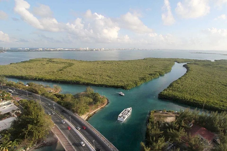 Anuncian inicio de trabajos para la construcción del Puente Nichupté en Cancún
