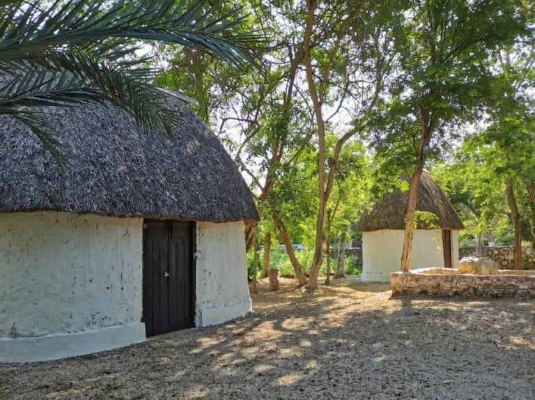 DESCANSA EN UNA CASITA MAYA EN MUNA, YUCATÁN
