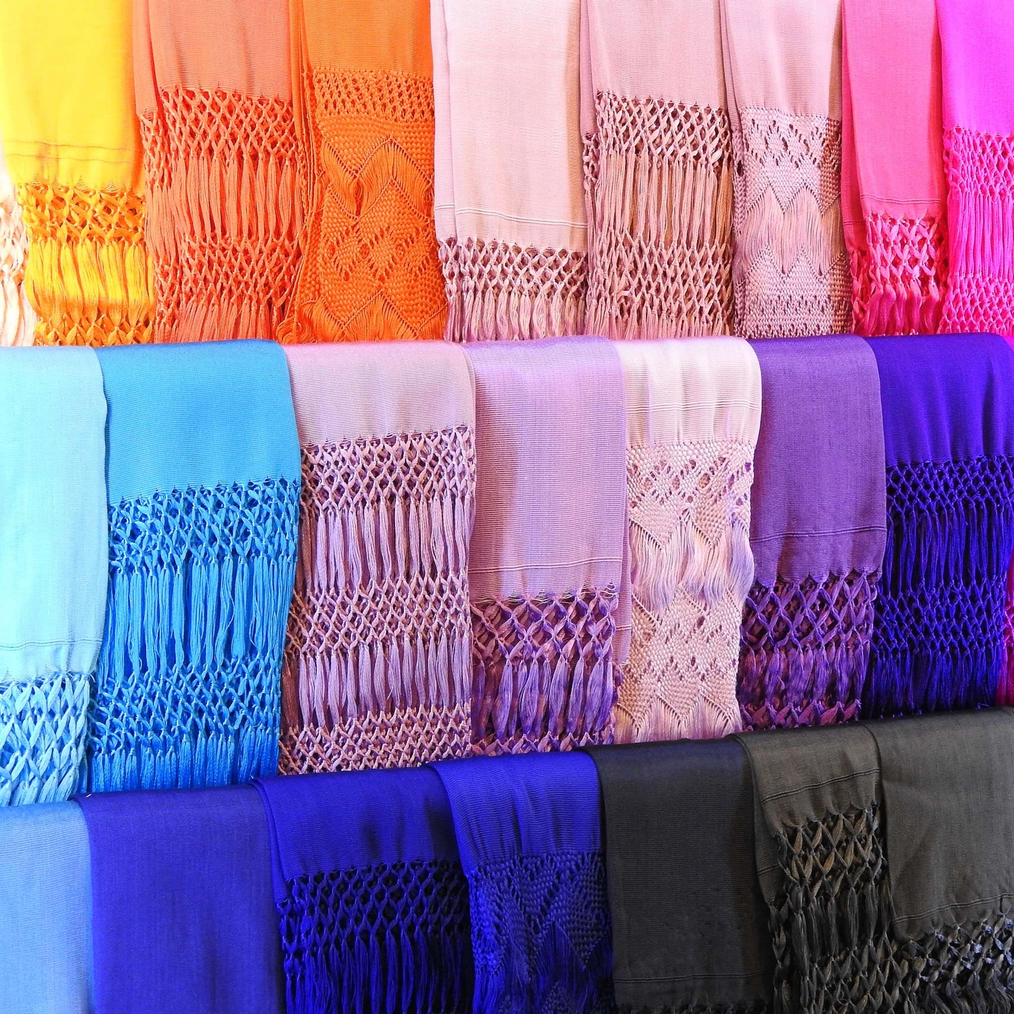 El rebozo, una prenda tradicional de México