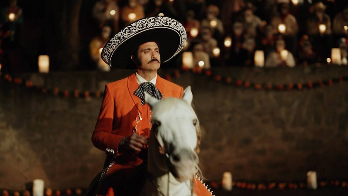 Netflix revela el tráiler oficial de la bioserie 'El Rey, Vicente Fernández'