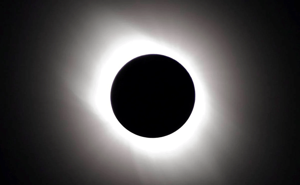Eclipse anular de sol en México será en un año