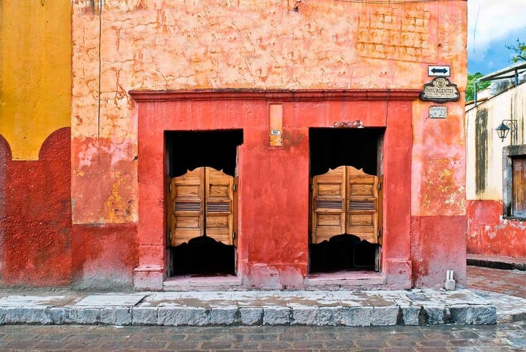 Explorando las Cantinas Más Emblemáticas de Mérida: Tradición, Historia y Placer Gastronómico