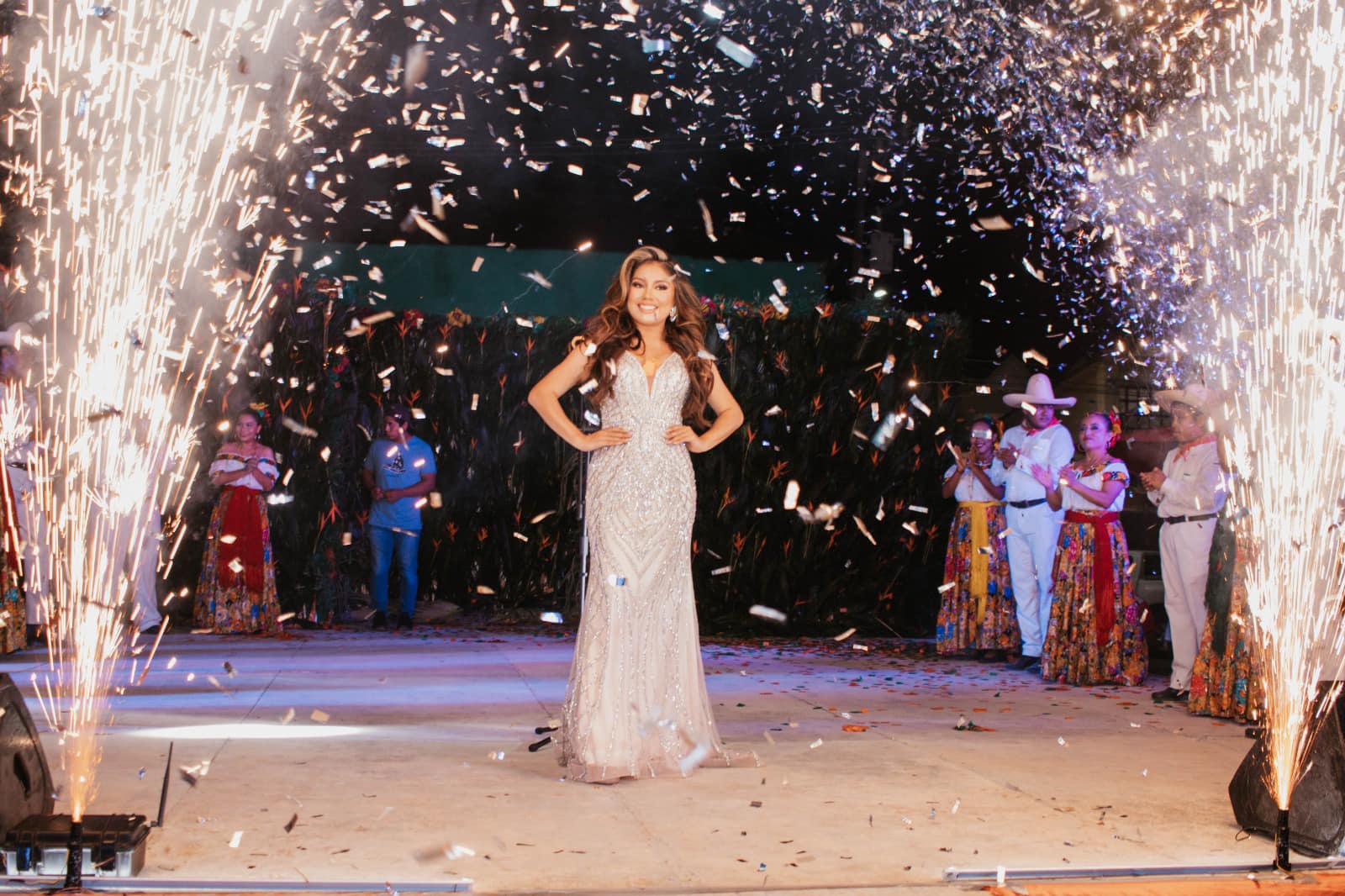 "Tacotalpa Brilla con Viviana López López, la Embajadora que Trae el Orgullo Ch'ol a la Feria Tabasco 2024"