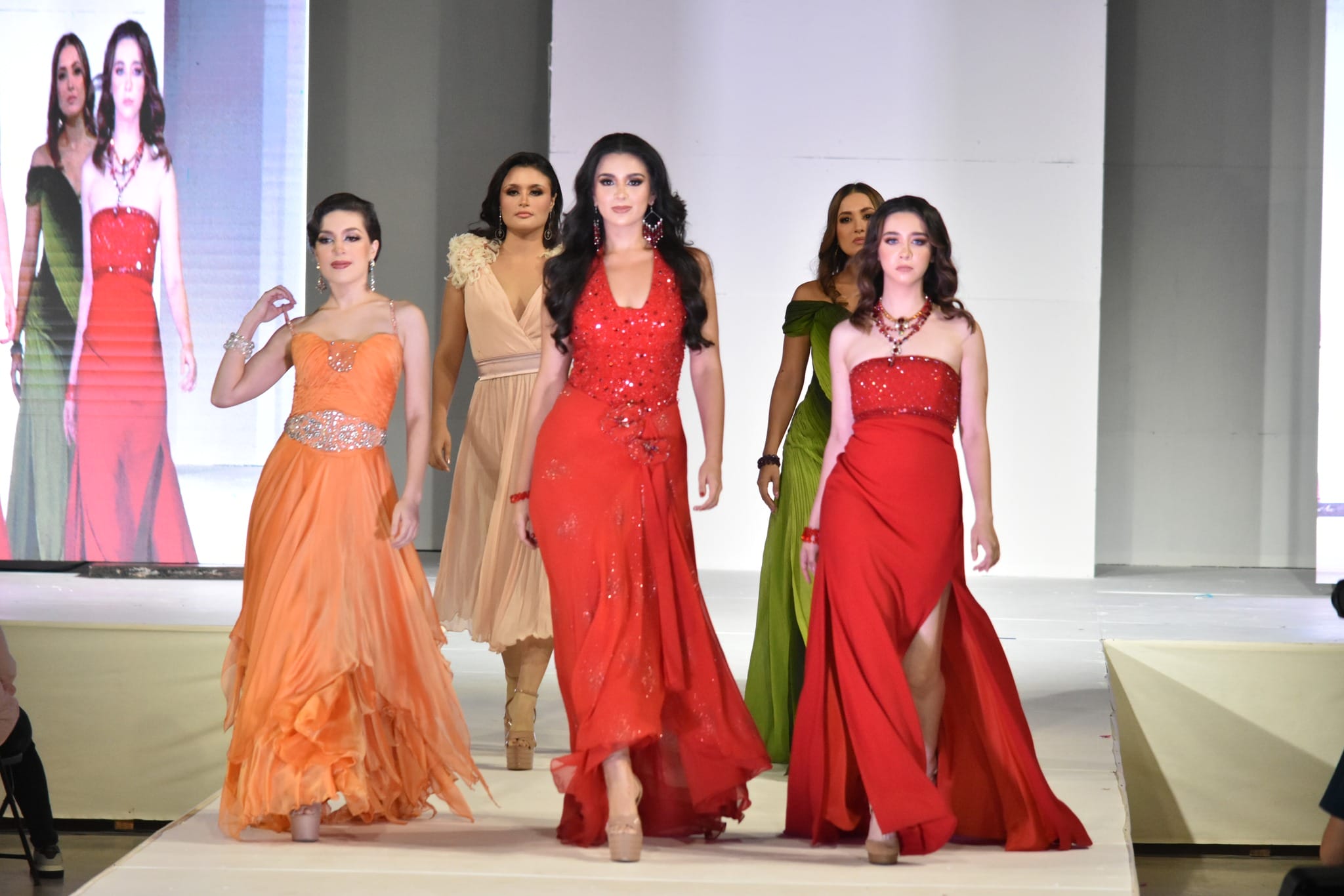 Desfile de Modas "La Gran Polinesia" en Villahermosa: Un Evento de Alta Costura con Propósito Social