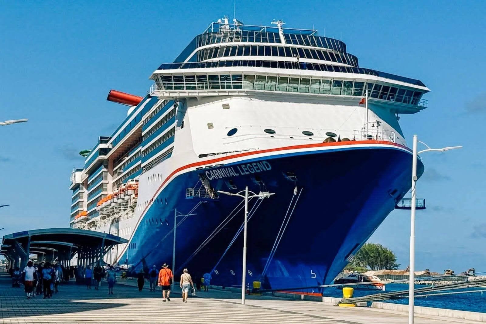 Carnival Cruise Line regresa a Acapulco tras 15 años de ausencia